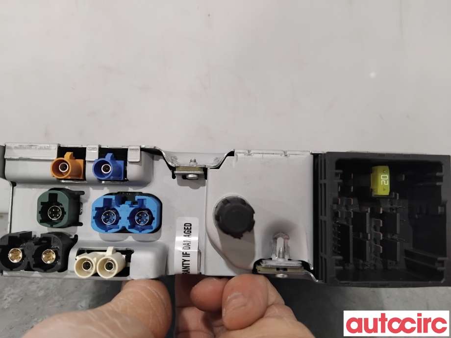 Bilstereo navigasjon til Citroën C4, Spacetourer 2019-->>  (CITROEN|1677223280|A3C0919540201|1684967080)