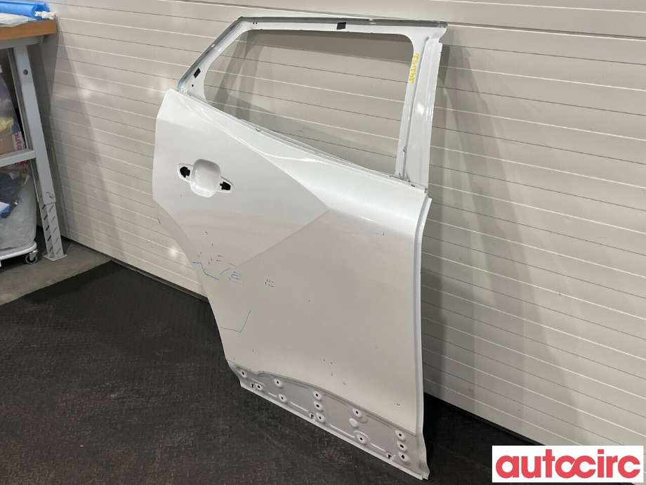 Dør høyre bak til Peugeot 2008 2019-->> (Type II)  (PEUGEOT|9831048080)