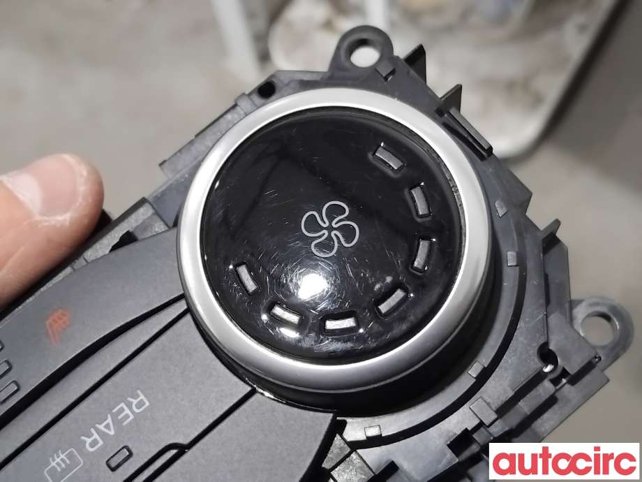 Varmeapparat betjening til Ford Transit Custom 2013-2023 (Type I)  (FORD|2473879||JK2T-19980-DH)