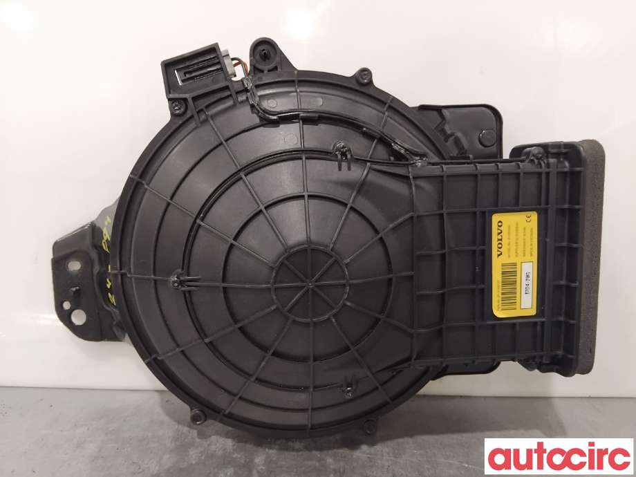 Bilstereo høyttaler til Volvo V90 / V90 CC / S90 2016-->>  (VOLVO|32265661|SV00006A|31489727)