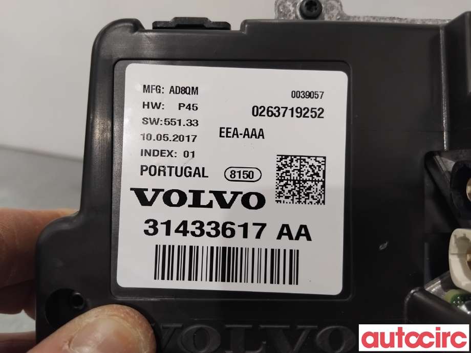 Instrumentpanel til Volvo V90 / V90 CC / S90 2016-->>  (VOLVO|31687669|0263719252|31433617)