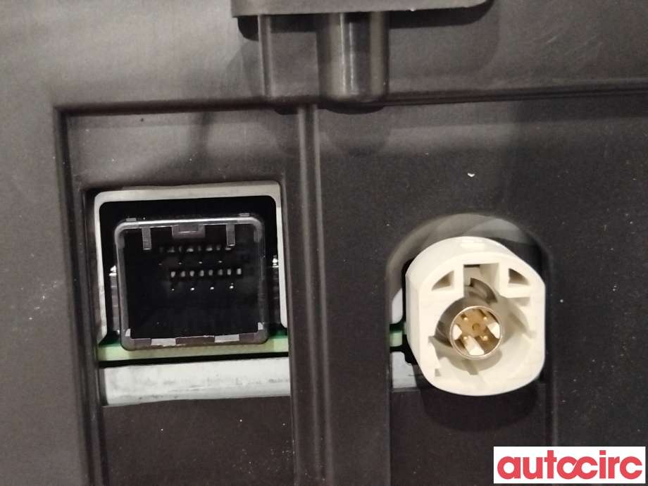 Multimedia display (MCU - Media Controller Unit) til Volvo V90 / V90 CC / S90 2016-->>  (VOLVO|36011456||31665401)