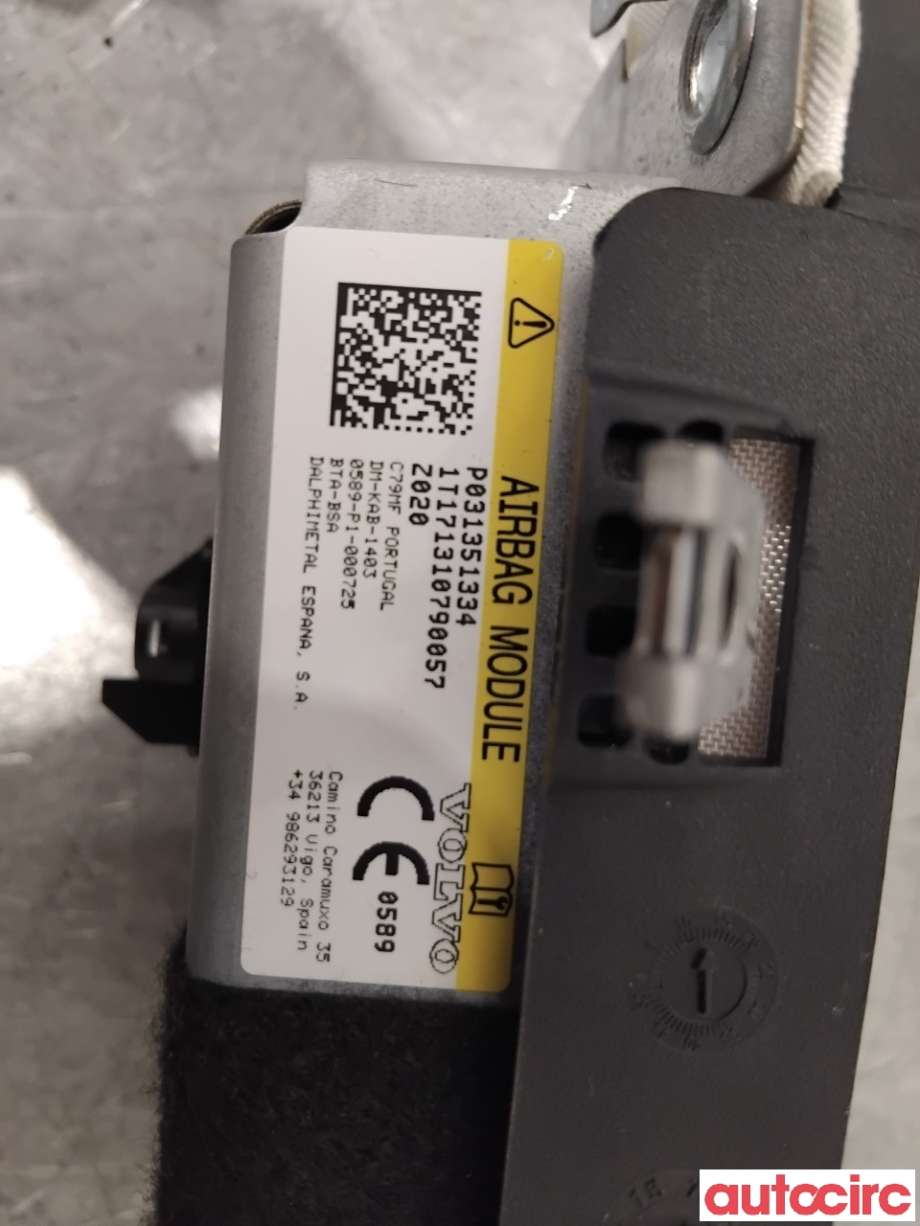Airbag kne til Volvo V90 / V90 CC / S90 2016-->>  (VOLVO|31351334|)