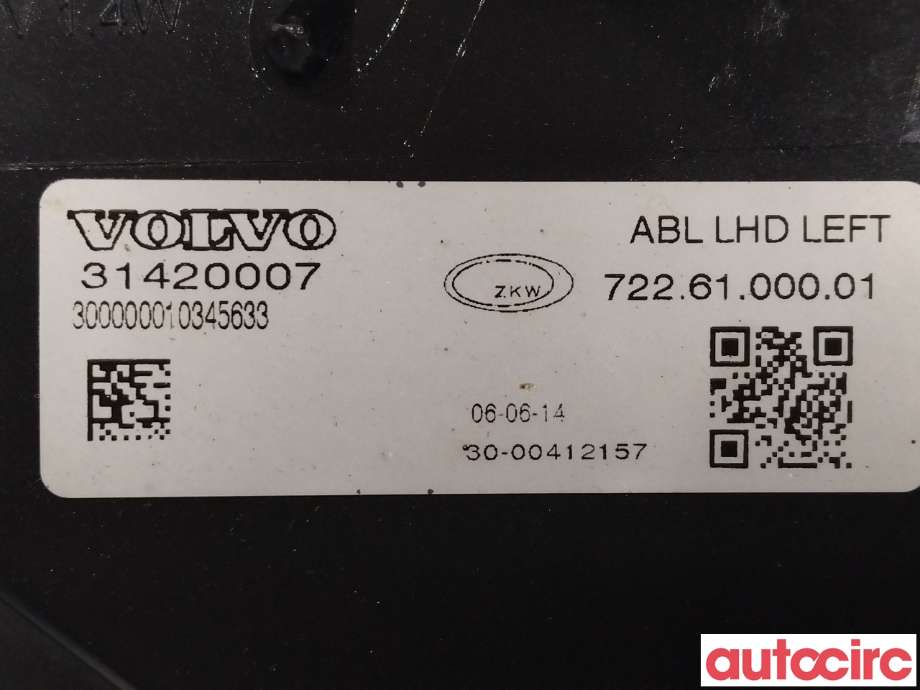 Frontlykt venstre halogen til Volvo V40 2012-2019  (VOLVO|31420121|31420007)