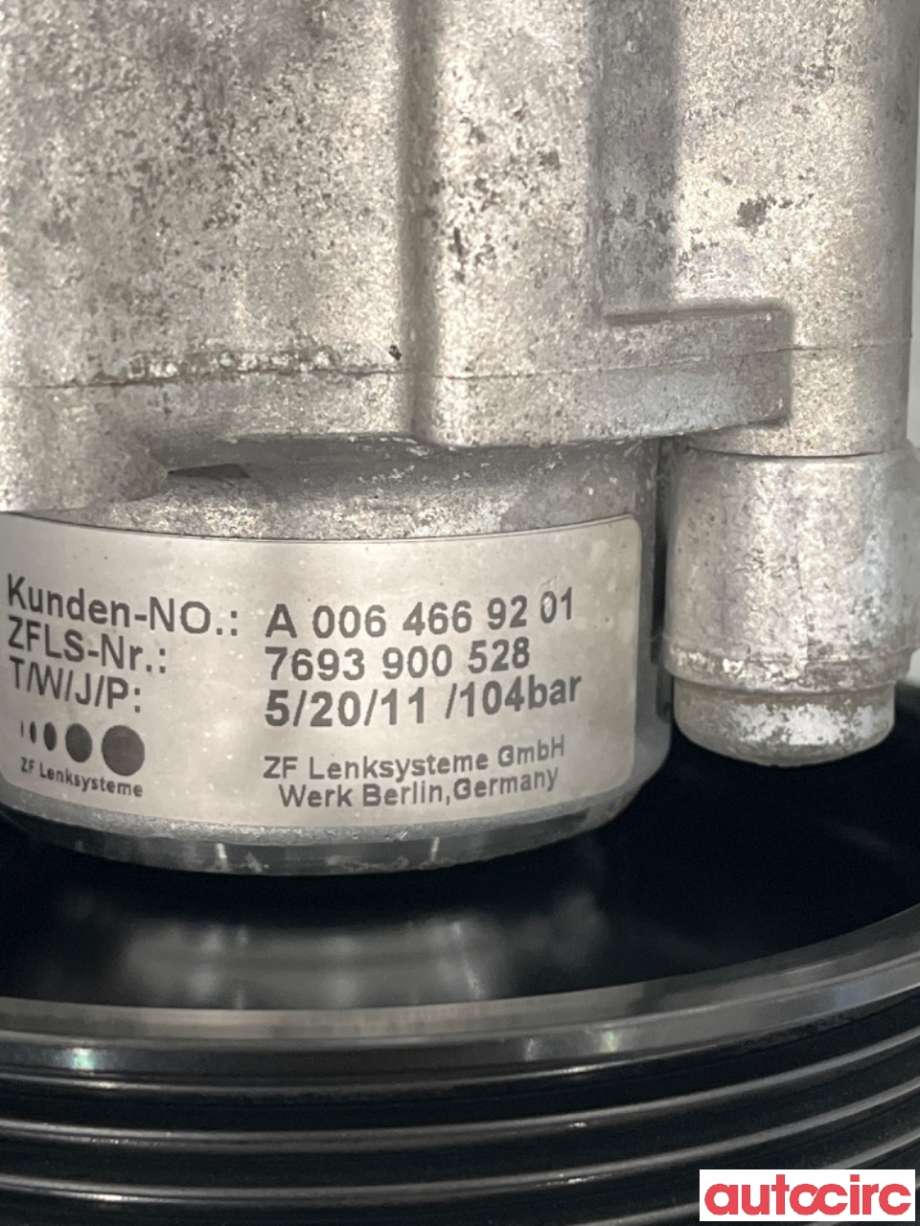 Servo pumpe mekanisk til Mercedes C-Klasse 2011-2014 (Fase 2) (W204) (W204) (MERCEDES|A0064669201|7693900528)