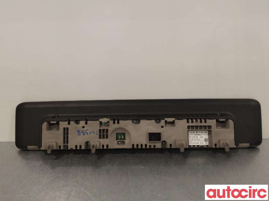 Multimedia display (MCU - Media Controller Unit) til Mercedes EQC 2019-->>  (MERCEDES|A2479008211|A2479007104)