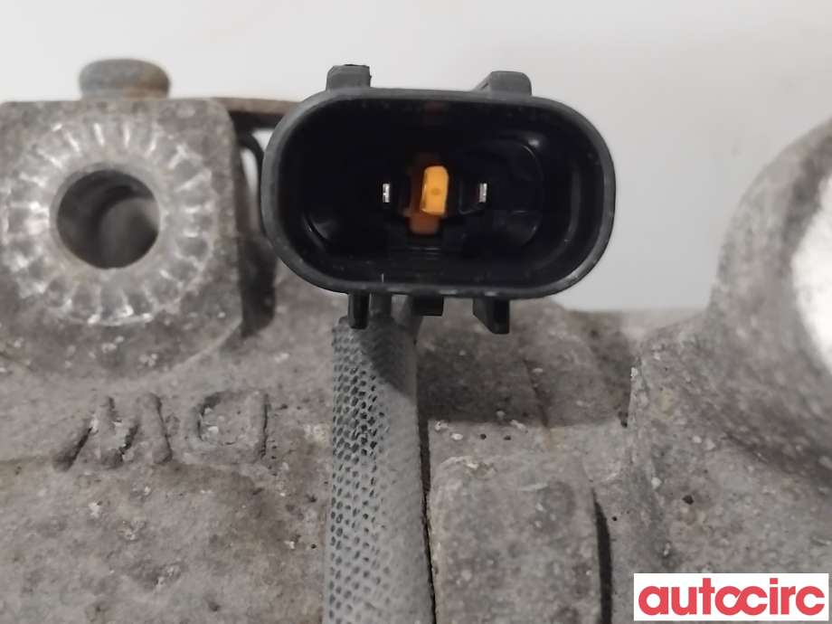 Aircondition kompressor til Kia Sorento 2011-2015 Type II  (KIA|977012P250|DVE18|)