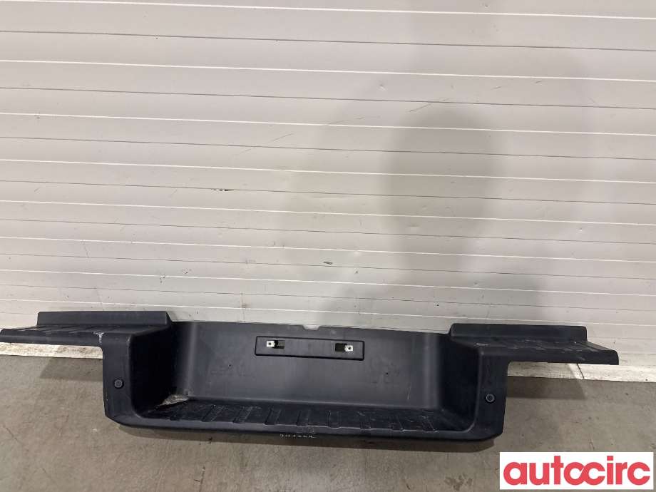 Støtfanger bak midtre del til Isuzu D-Max, 2021-->> (Type III)  (ISUZU|8984898284)