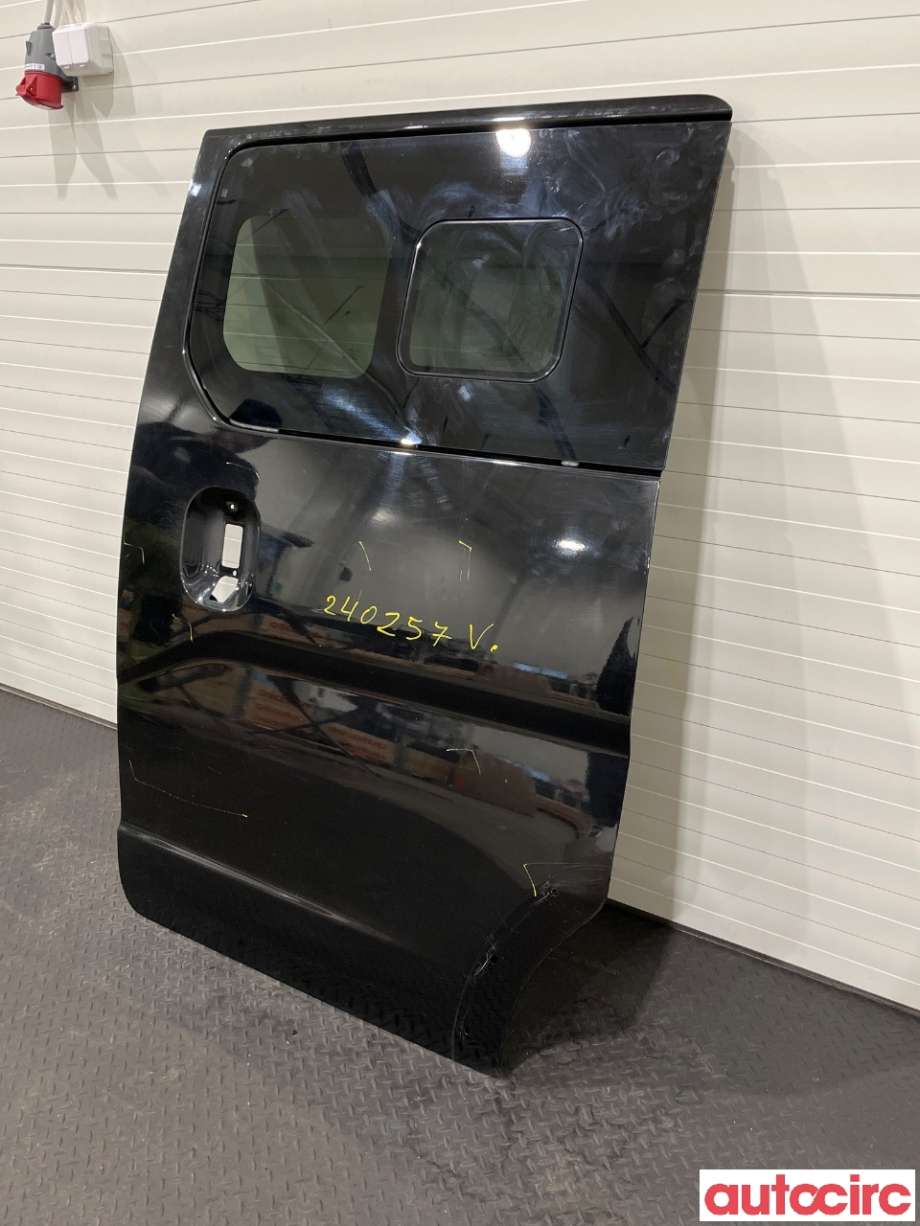 Dør venstre skyvedør til Nissan NV200 2010-2019  (NISSAN|H21014FHMA|)