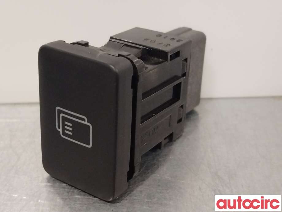 Bryter diverse til Mitsubishi Outlander, 2012-2015 (Type III, Fase 1)  (MITSUBISHI|8610A132)