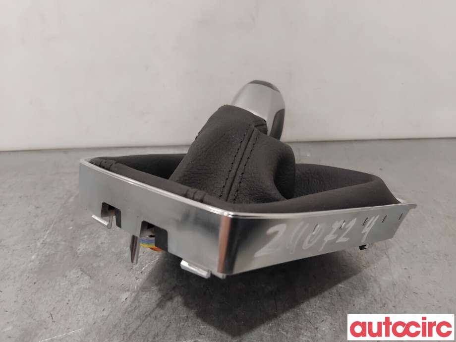Diverse deler til VW T-Cross 2019-->>  (VOLKSWAGEN|2GM713203C||2GM713203E)