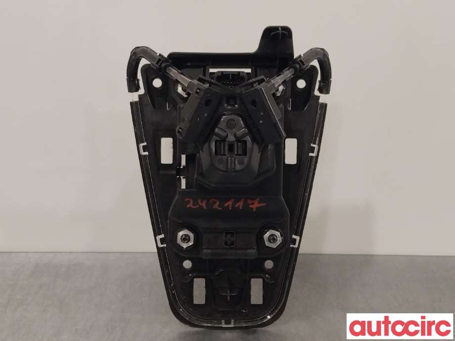 Girstang/girvelger automat til Polestar 2 2020-->>  (POLESTAR|32335819|)