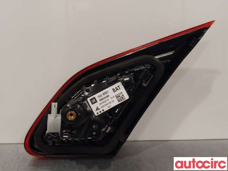 Baklykt venstre indre til Opel Corsa E 2015-2019  (OPEL|13454500|13428451)