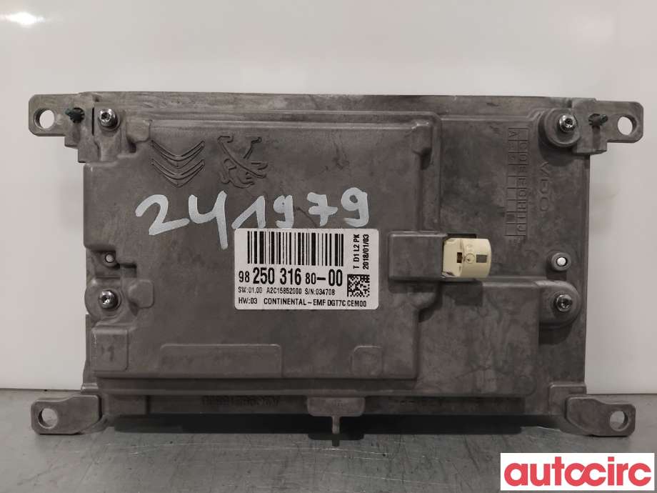 Multimedia display (MCU - Media Controller Unit) til Peugeot Expert 2016-->> (Type III)  (PEUGEOT|9825031680|A2C15852000|9831665880)