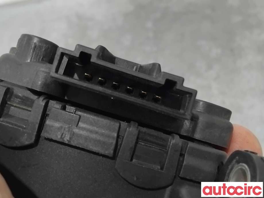 Pedal gass til VW Transporter / Caravelle 2009-2015 (Fase 2) (T5) (T5) (VOLKSWAGEN|7E1723503C|6PV008496-42|7LA723503A)