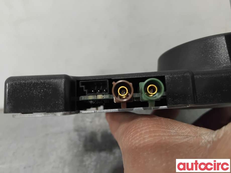 Antenne forsterker til Audi A3 2003-2008 (Type II, Fase 1) (AUDI|8P4035225A|7617310100)