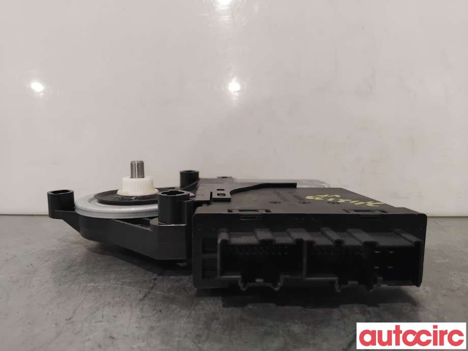 Ruteheis venstre foran til Volvo XC90 2015-2025 (Type II)  (VOLVO|31440411|927588-103|31674755)