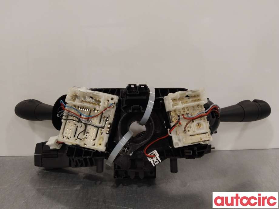 Bryter combi til Renault Captur 2013-2020 (Type I)  (RENAULT|255677302R|255675887R)
