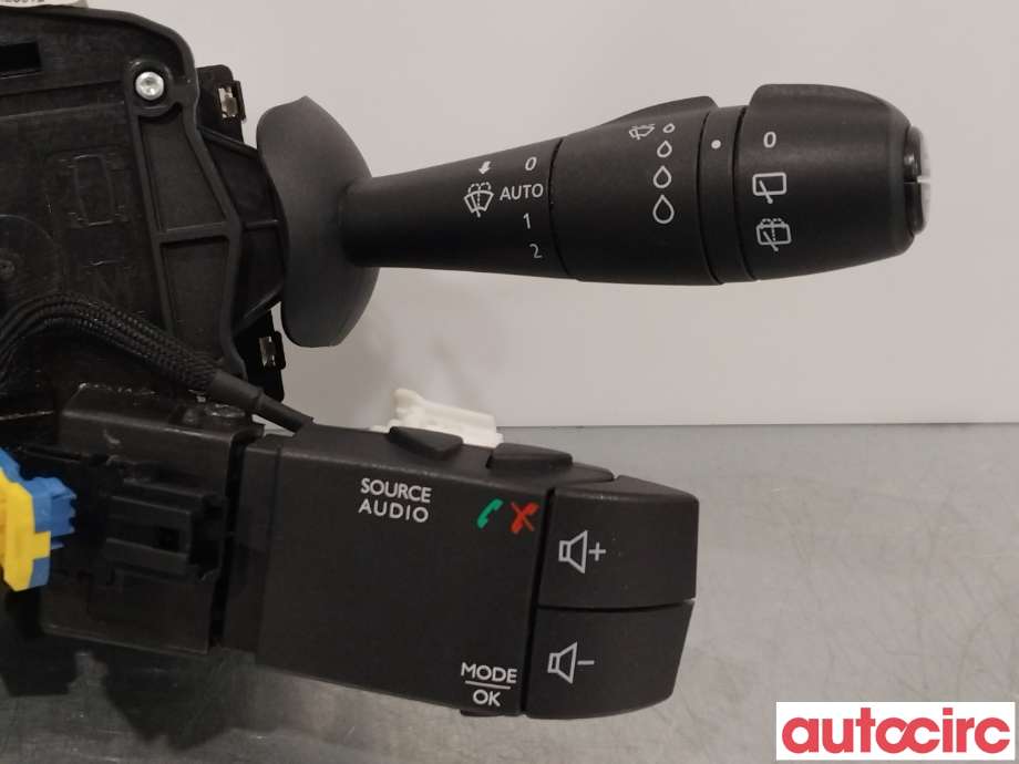 Bryter combi til Renault Captur 2013-2020 (Type I)  (RENAULT|255677302R|255675887R)