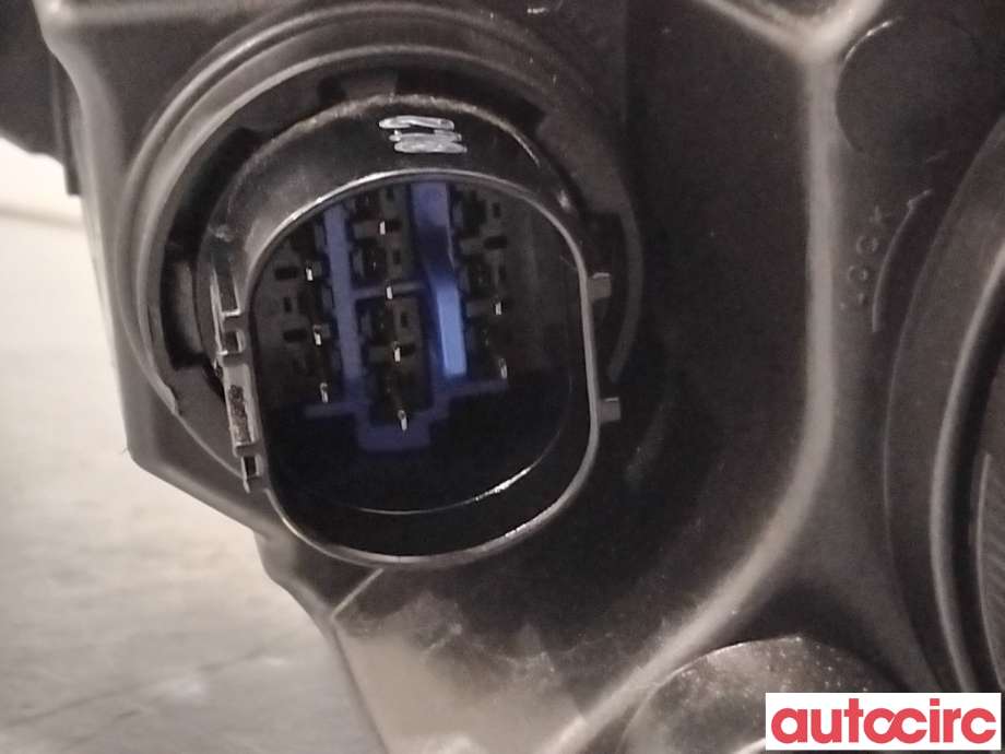 Frontlykt høyre halogen til Hyundai Ioniq Electric 2019-->> (Fase 2)  (HYUNDAI|92102G7000MBL||92102G7)