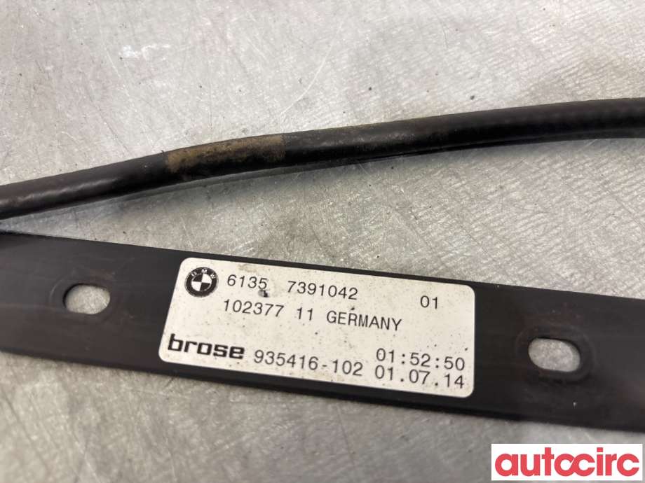 Diverse deler til BMW 5-Serie 2010-2017 (F10/F11) (F10/F11) (BMW|61357391042|)