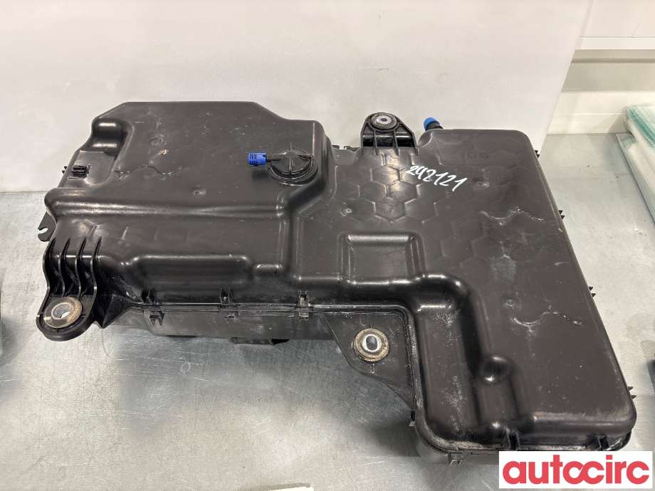 AdBlue tank til VW Transporter / Caravelle 2015-2019 (T6) (T6) (VOLKSWAGEN|7E0131877H|7E0131877F)