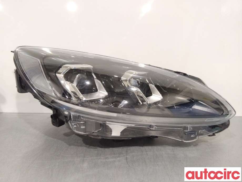 Frontlykt høyre xenon til Ford Kuga 2019-->> (Type III) (FORD|2677197|LV4B-13E016-AP|LV4B-13008-BA)