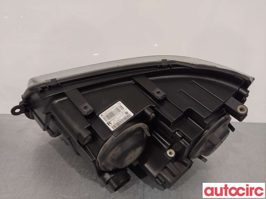 Frontlykt høyre halogen til VW Transporter / Caravelle 2009-2015 (Fase 2) (T5) (T5) (VOLKSWAGEN|7E1941016H|7E1941016T)