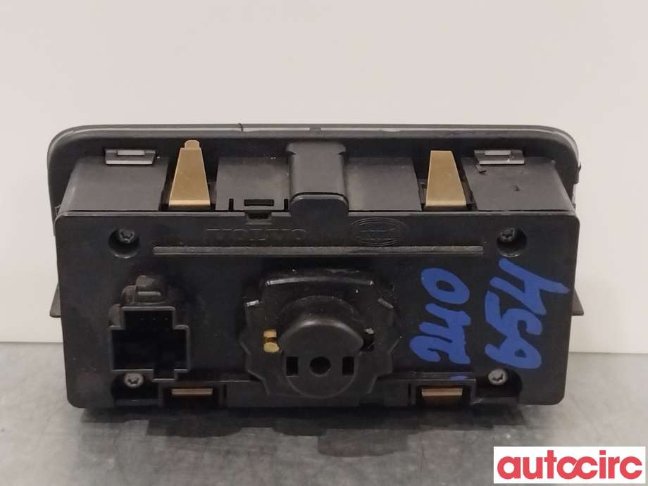 Bryter lys til Volvo XC70 2008-2013 (Type II, Fase 1)  (VOLVO|31443850|30739414)