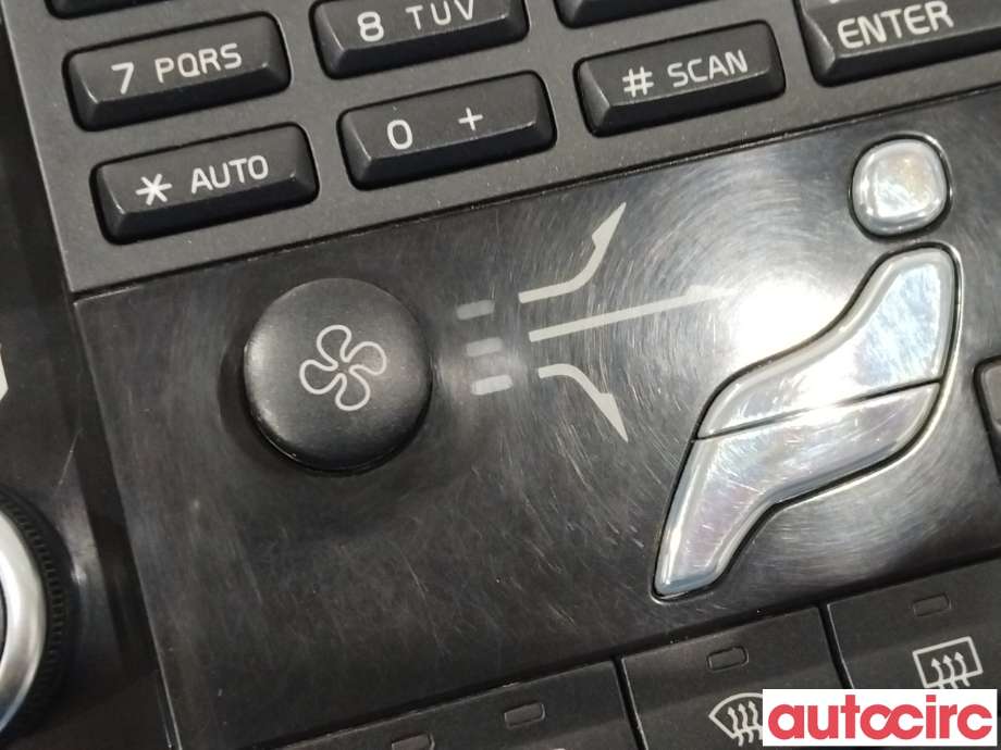 Varmeapparat betjening til Volvo XC70 2008-2013 (Type II, Fase 1)  (VOLVO|30782910|30774366)