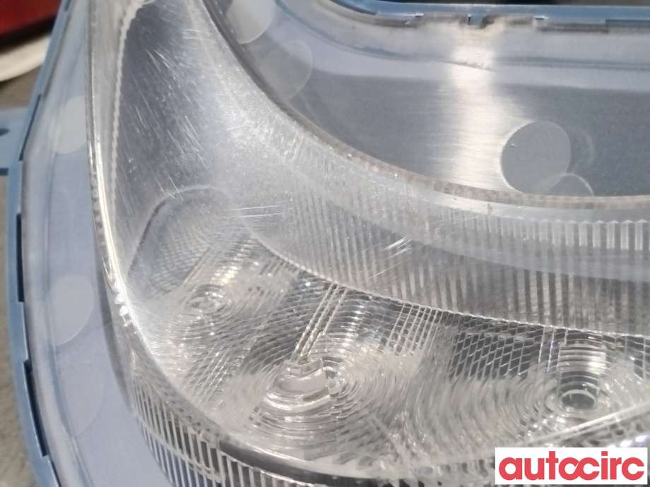 Parklykt høyre til Renault Zoe 2013-2019 (Fase 1)  (RENAULT|266007997R|)