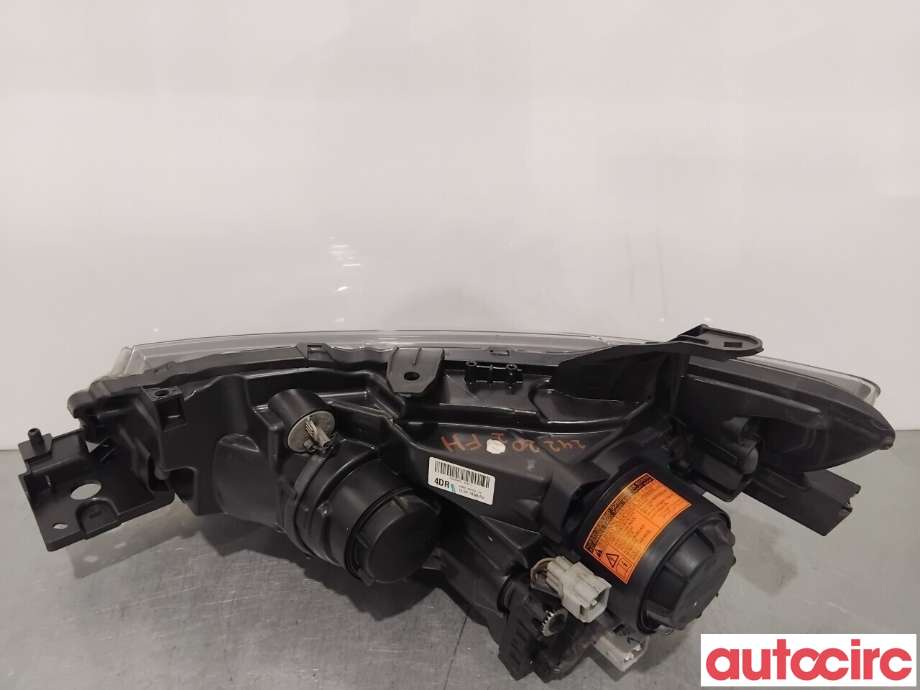 Frontlykt høyre xenon til Mitsubishi Outlander 2015-->> (Type III, Fase 2)  (MITSUBISHI|8301C204|)