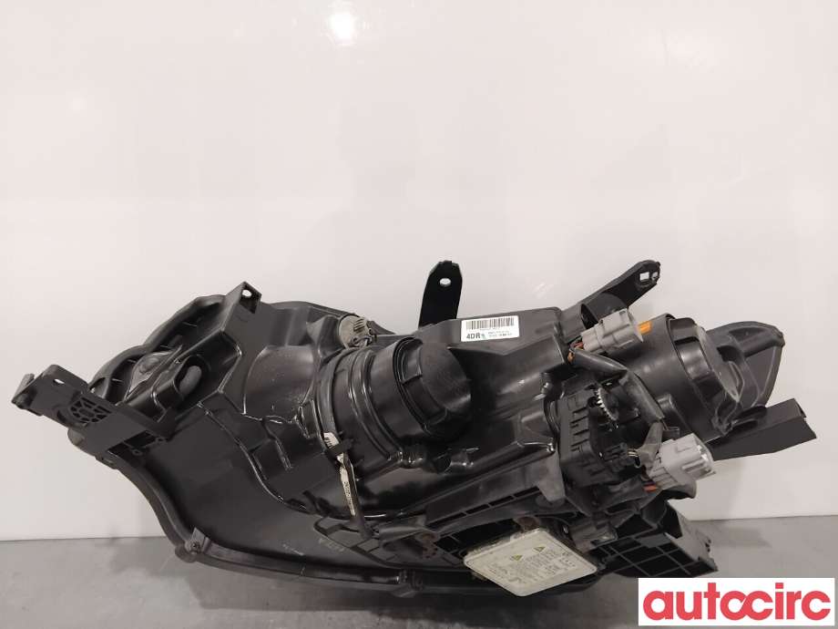 Frontlykt høyre xenon til Mitsubishi Outlander 2015-->> (Type III, Fase 2)  (MITSUBISHI|8301C204|)