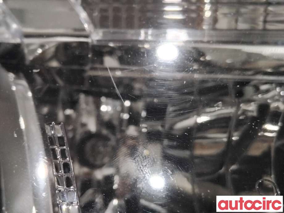 Frontlykt høyre xenon til Mitsubishi Outlander 2015-->> (Type III, Fase 2)  (MITSUBISHI|8301C204|)