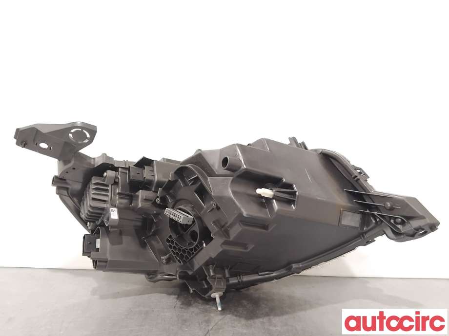 Frontlykt venstre halogen til Peugeot 208 2019-->> (Type II)  (PEUGEOT|1674248380|L615789|9841642080)