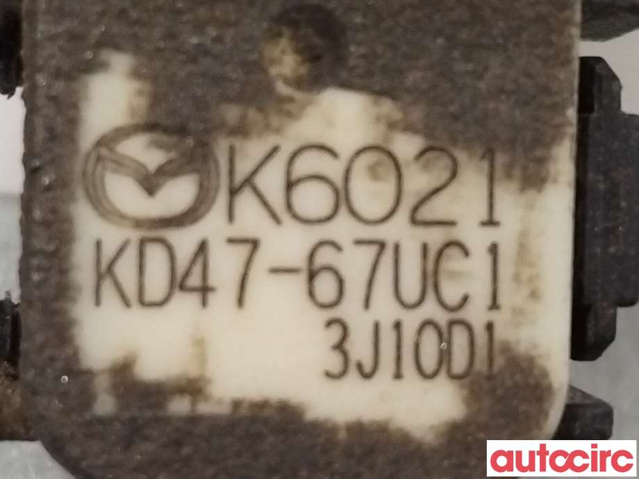 Parkeringssensor bak til Mazda 3 2013-2016 (Type III, Fase 1)  (MAZDA|KD4767UC1||KD47-67UC1)