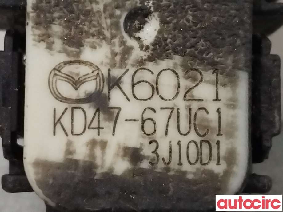 Parkeringssensor bak til Mazda 3 2013-2016 (Type III, Fase 1)  (MAZDA|KD4767UC1||KD47-67UC1)