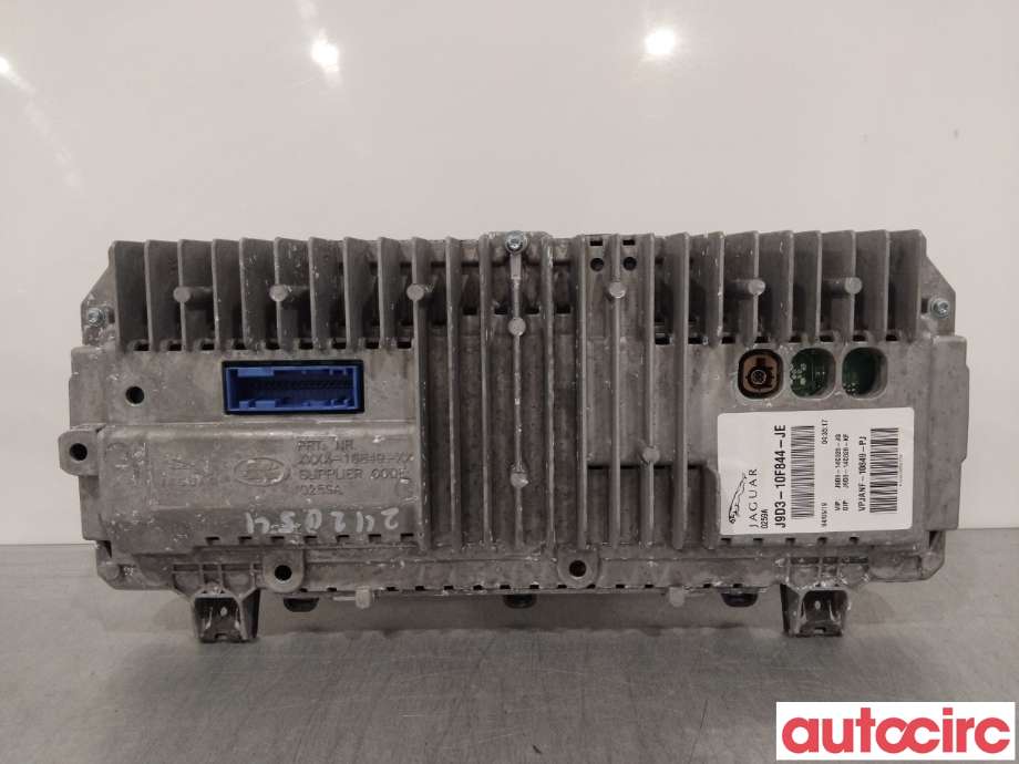 Instrumentpanel til Jaguar I-PACE 2018-->>  (JAGUAR|T4K8228|JANF-10849-PJ|J9D310F844JG)