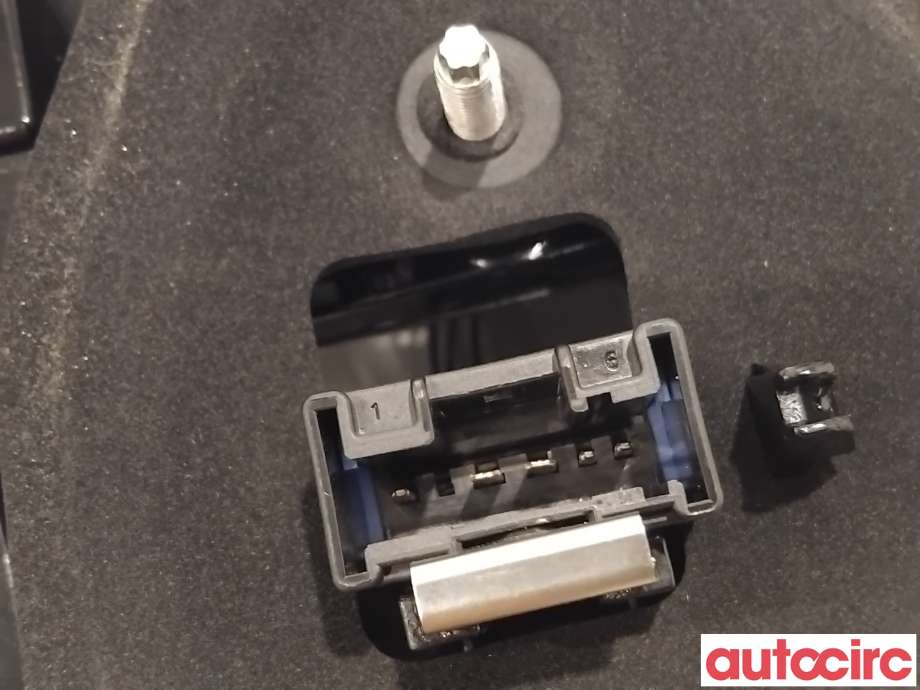 Baklykt høyre til Peugeot 208 2019-->> (Type II)  (PEUGEOT|9823216680|L90123123)
