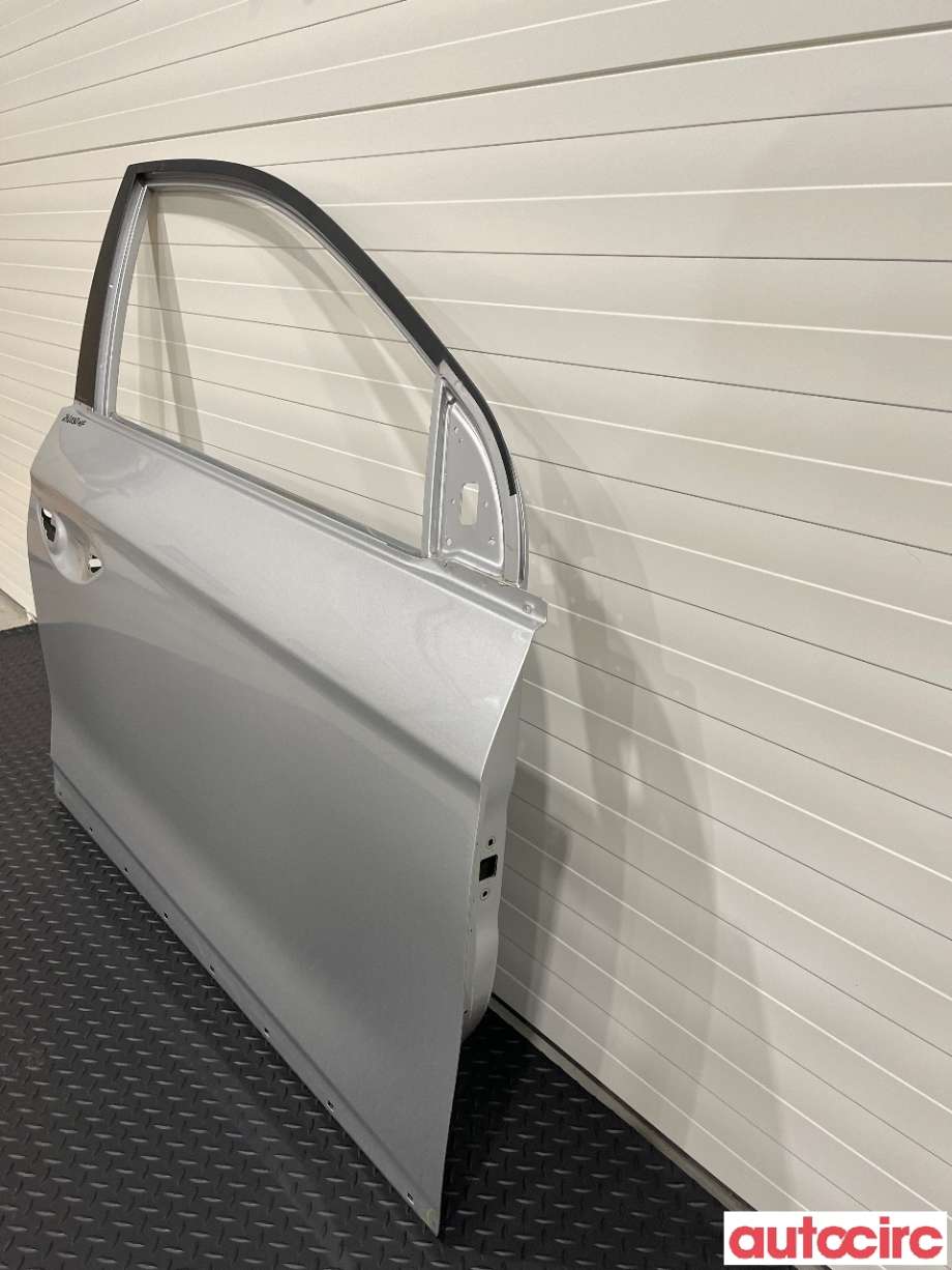 Dør høyre foran til Hyundai Ioniq Electric 2019-->> (Fase 2)  (HYUNDAI|76004G2010)