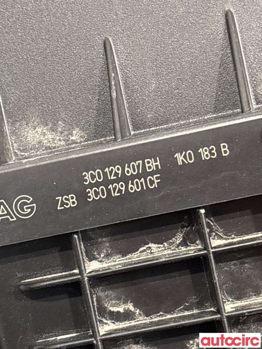 Luftfilterboks til Audi Q3 2011-2014 (Type I, Fase 1)  (AUDI|3C0129607BH)