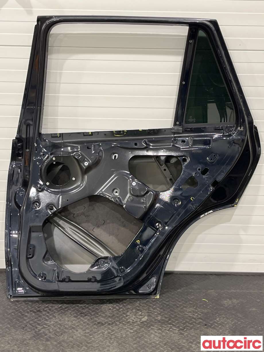 Dør høyre bak til BMW X5 2013-2018 (F15) (F15) (BMW|41517386740)