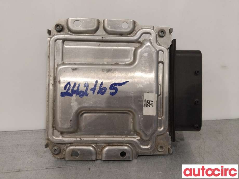 Diverse deler til BMW X5 2013-2018 (F15) (F15) (BMW|16197488140|7377299-01)