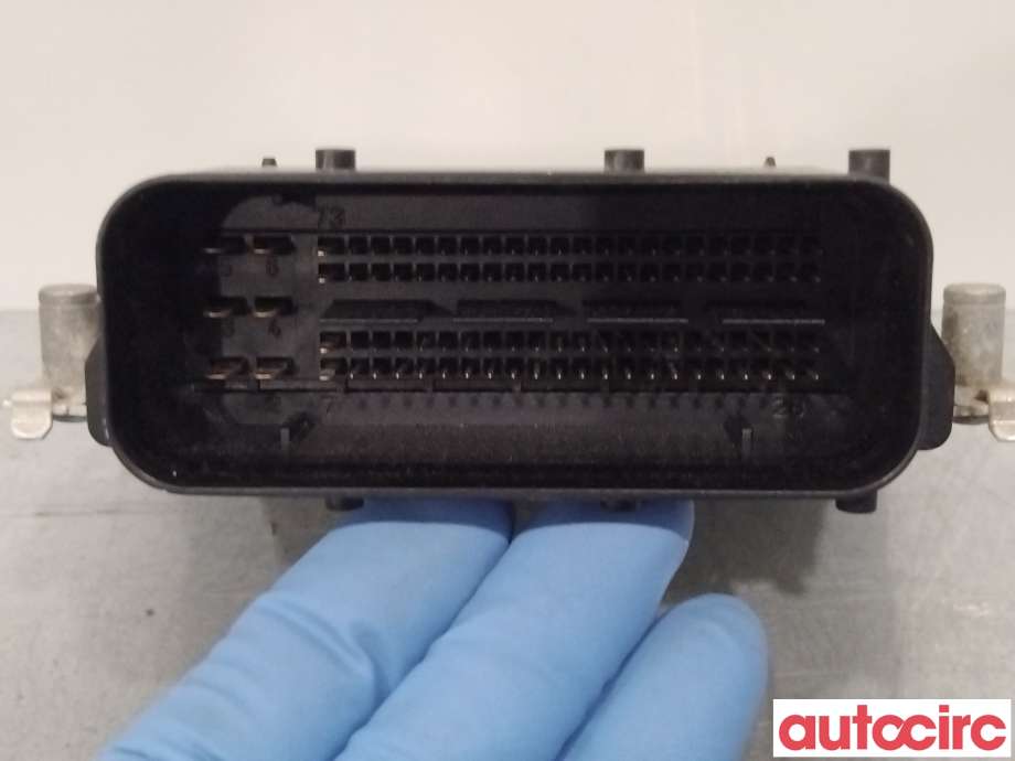 Diverse deler til BMW X5 2013-2018 (F15) (F15) (BMW|16197488140|7377299-01)