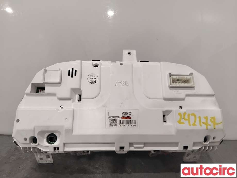 Instrumentpanel til Mitsubishi Outlander 2010-2012 (Type II, Fase 2)  (MITSUBISHI|8100B202|MM0053-007)