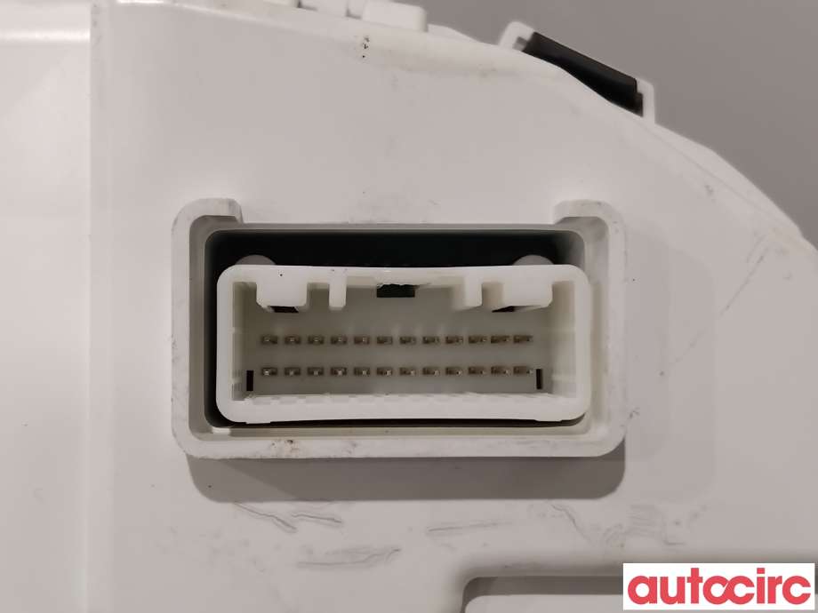 Instrumentpanel til Mitsubishi Outlander 2010-2012 (Type II, Fase 2)  (MITSUBISHI|8100B202|MM0053-007)
