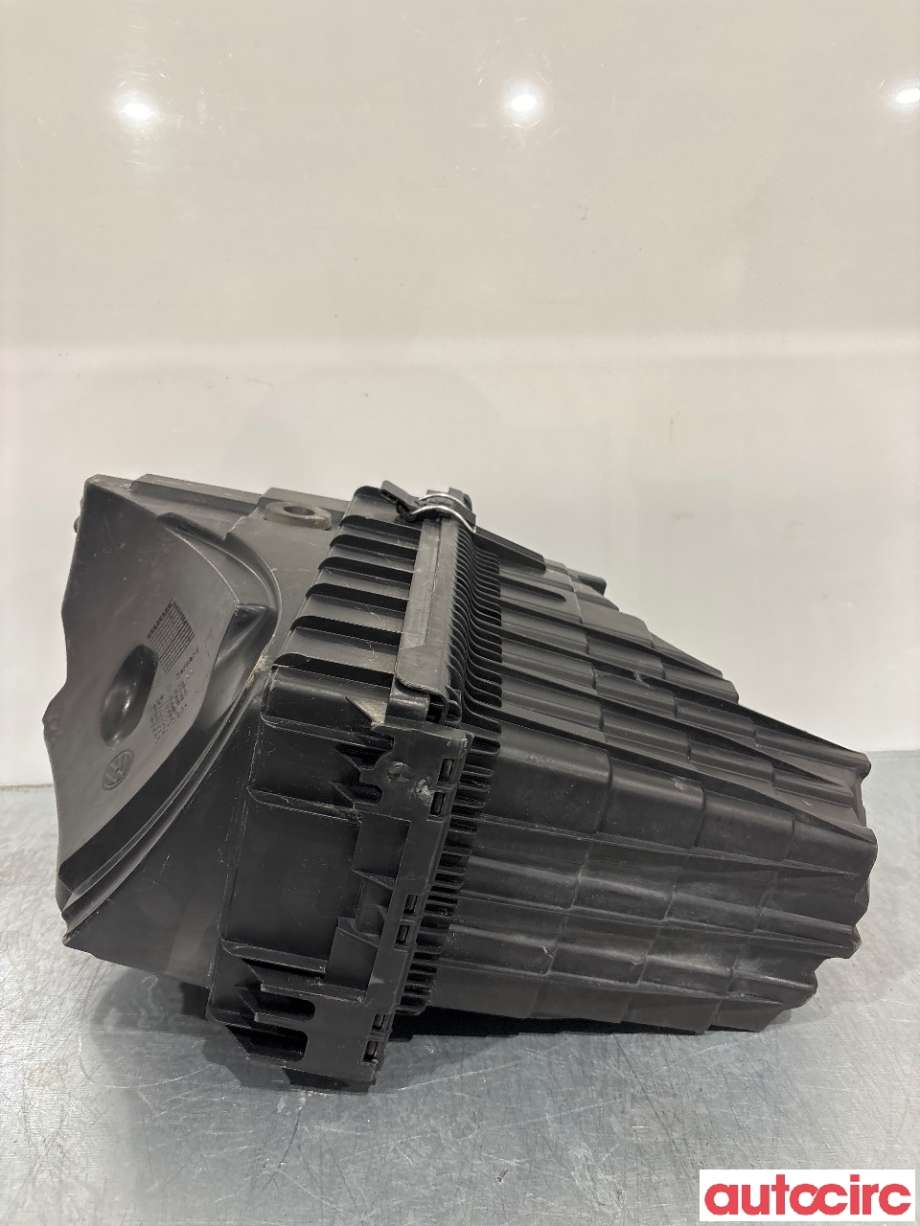 Luftfilterboks til VW Transporter / Caravelle 2015-2019 (T6) (T6) (VOLKSWAGEN|7E0129607AA|7E0129601AA)