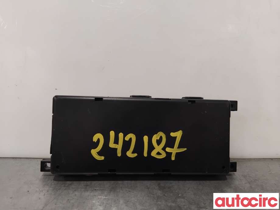 Dashbord telefon til Peugeot RCZ, 2010-2015 (PEUGEOT|6579RQ)