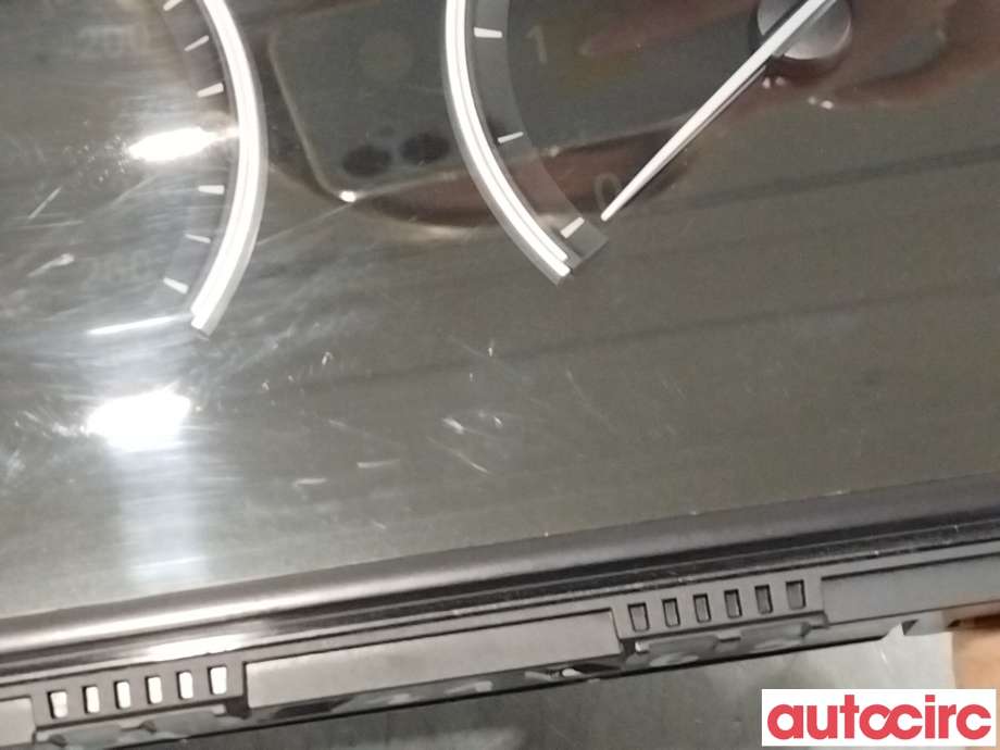 Instrumentpanel til BMW X5 2013-2018 (F15) (F15) (BMW|62106805234|62109328830)