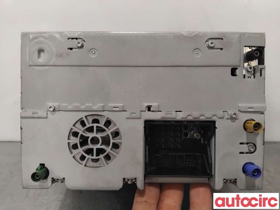Bilstereo navigasjon til Mercedes GL 2006-2012 (X164) (X164) (MERCEDES|A1648202679|BE6094|A1648708489)